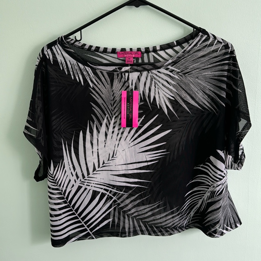 Sheer short sleeves crop top